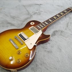 埼玉県三郷市のお客様より Gibson Custom Shop Historic Collection 1959 Les Paul を買取り致しました！サムネイル