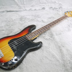 東京都足立区のお客様よりFenderUSA PrecisionBass 1978を買取り致しました！サムネイル